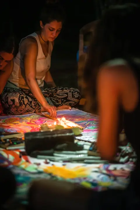 The community painting